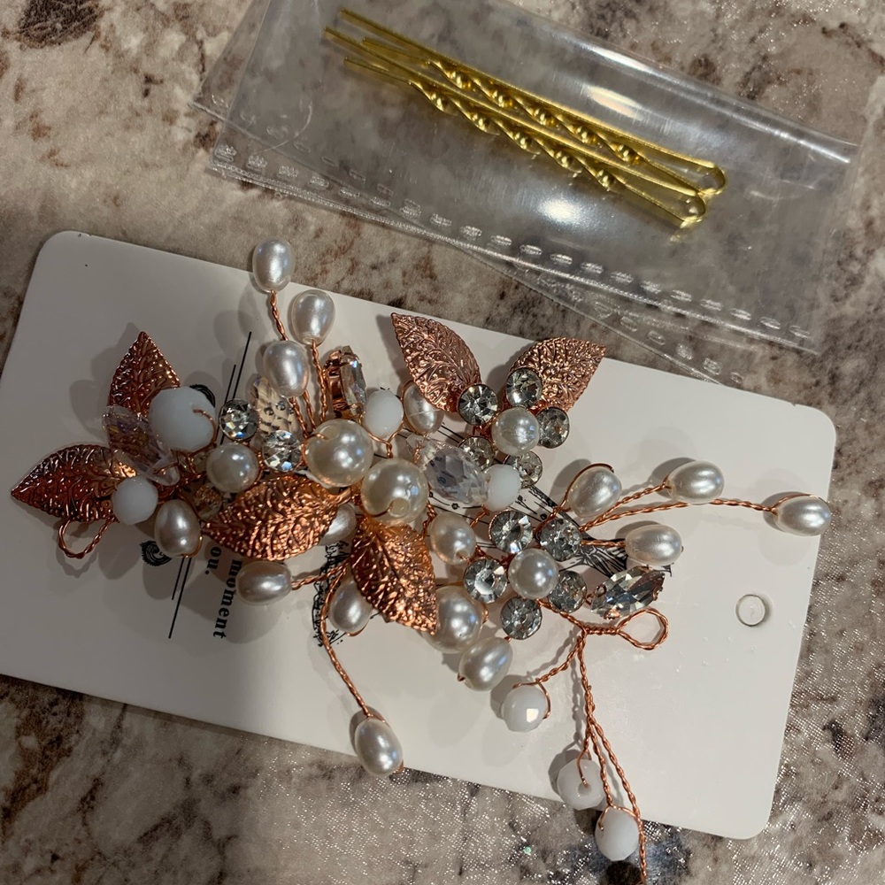 2 hair wedding hair pieces